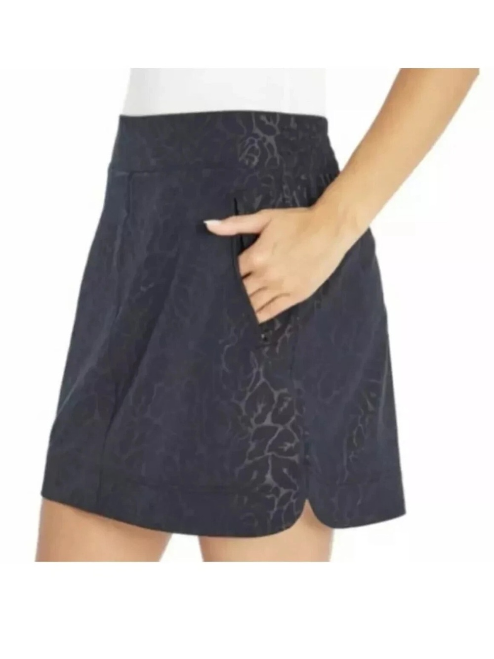 Orvis Black Textured Floral Skort Size L Pre-Owned Athletic Casual